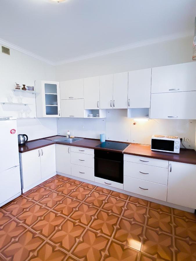 Rent Kiev Apartment 2 Min Metro Chernihivska المظهر الخارجي الصورة
